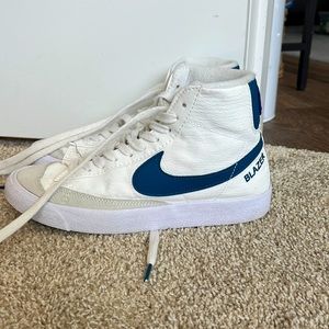 Nike high top Blazer